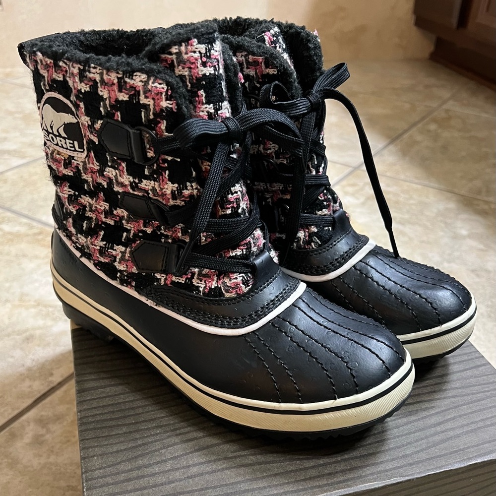 Women’s Sorel Tivoli Valentine Boots